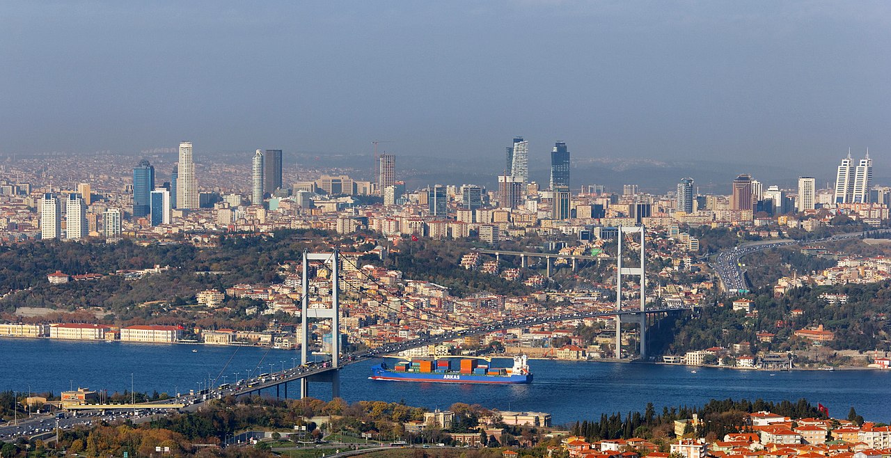 1280Px-Bosphorus_Bridge_(235499411)
